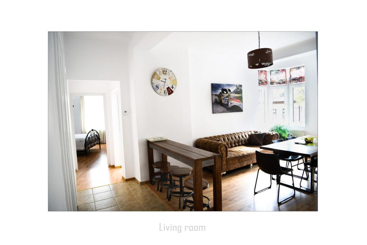 Apartament Dinicu, Brasov, Romania Экстерьер фото